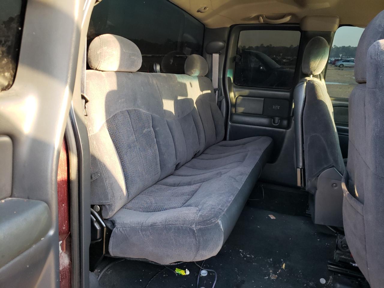 Photo 6 from auction – 2001 CHEVROLET SILVERADO with VIN 2GCEC19V011217264