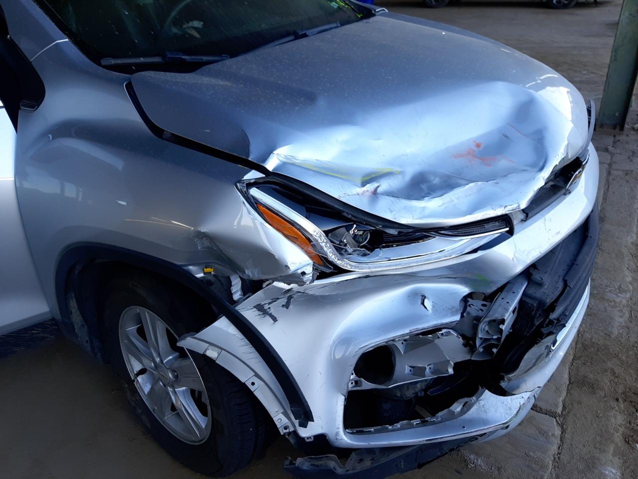 Photo 9 from auction – 2018 CHEVROLET TRAX 1LT with VIN KL7CJLSB2JB717190