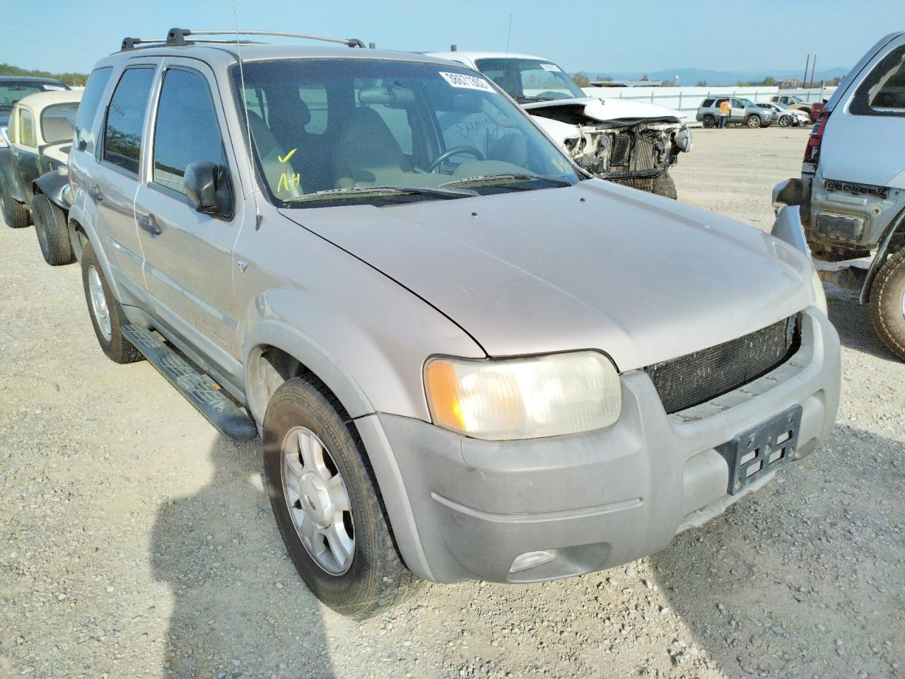 Photo 1 from auction – 2001 FORD ESCAPE XLT with VIN 1FMYU04161KF09120