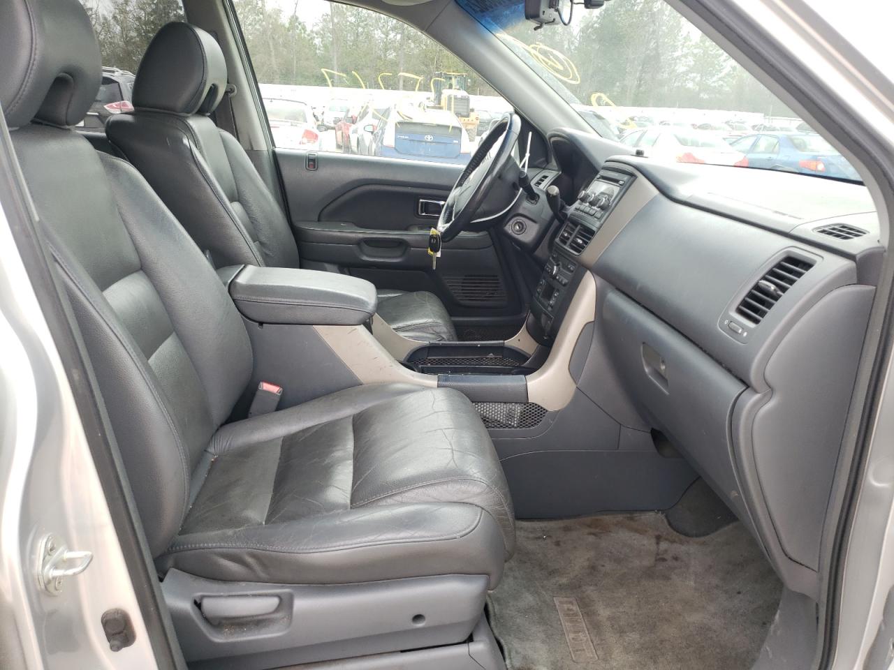 Photo 5 from auction – 2007 HONDA PILOT EXL with VIN 5FNYF28567B046456