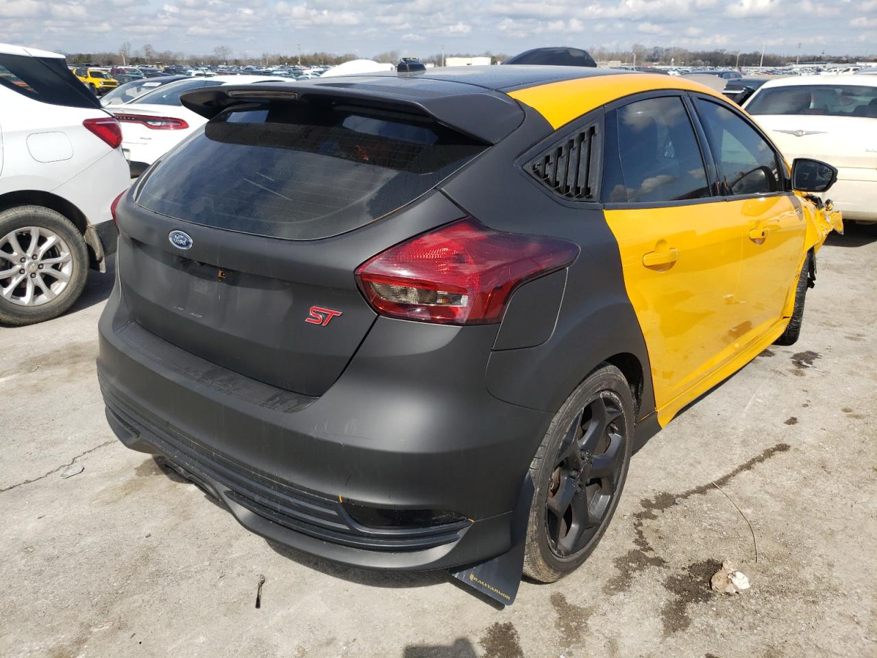 Photo 4 from auction – 2015 FORD FOCUS ST with VIN 1FADP3L97FL333284