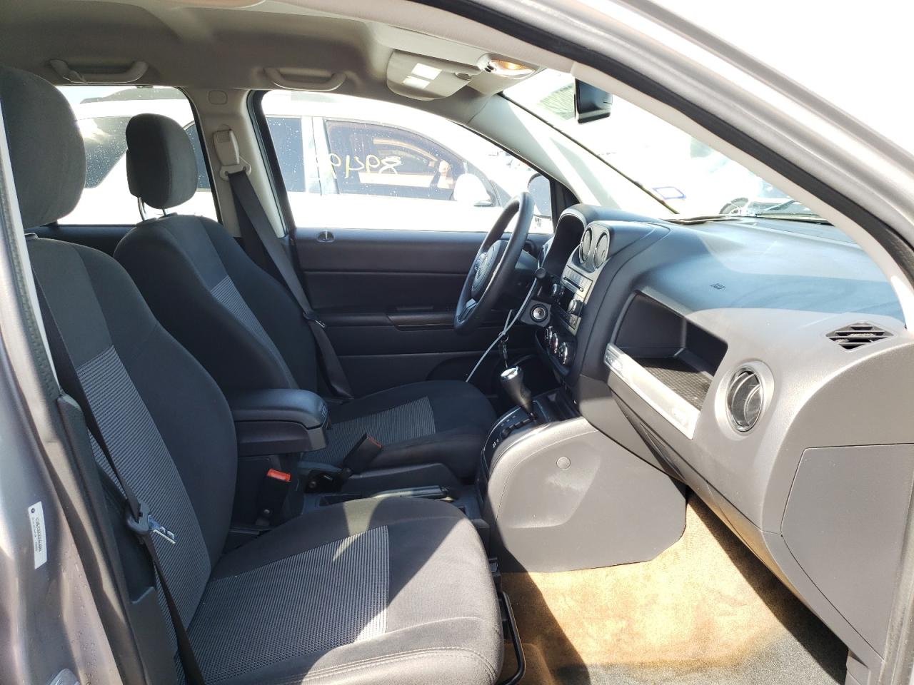Photo 5 from auction – 2016 JEEP COMPASS SP with VIN 1C4NJCBA3GD664984