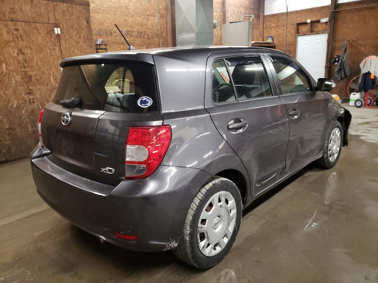 Photo 4 from auction – 2009 TOYOTA SCION XD with VIN JTKKU10429J046290