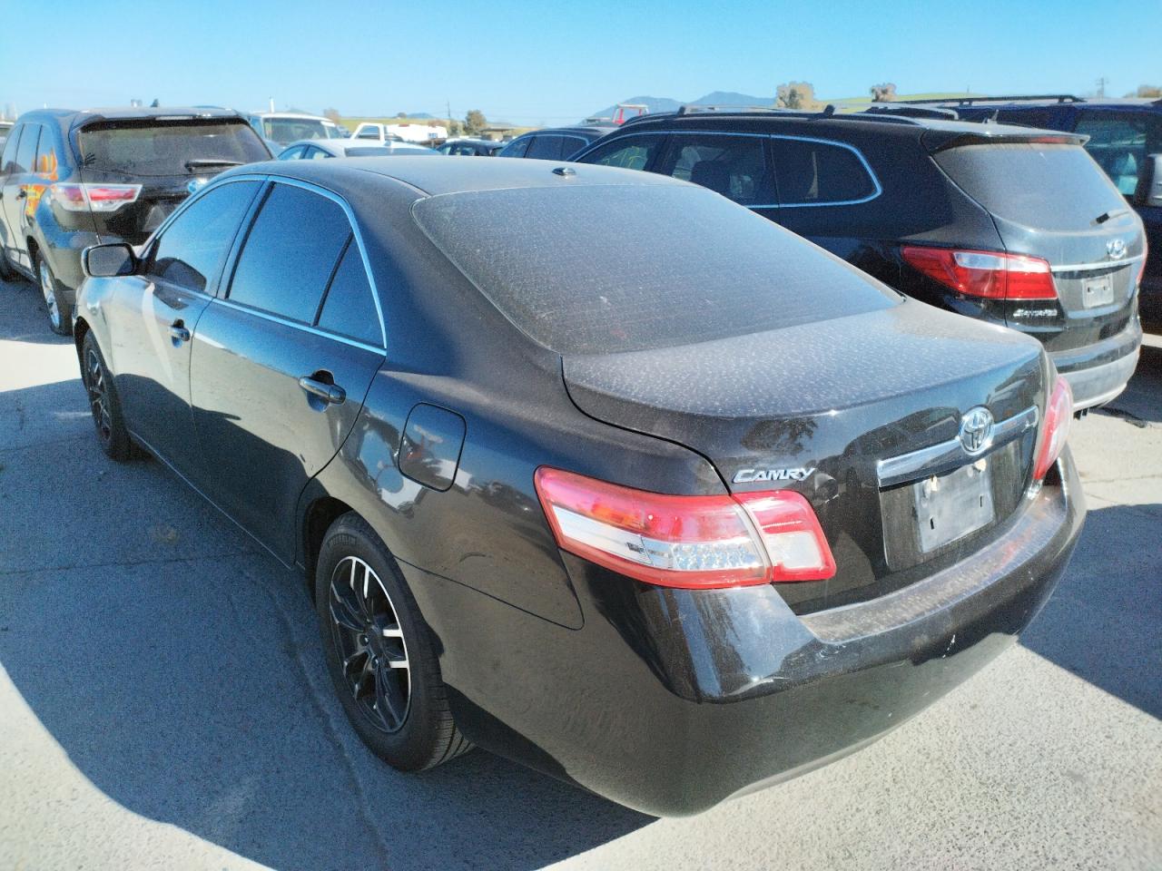 Photo 3 from auction – 2010 TOYOTA CAMRY BASE with VIN 4T4BF3EK4AR063861