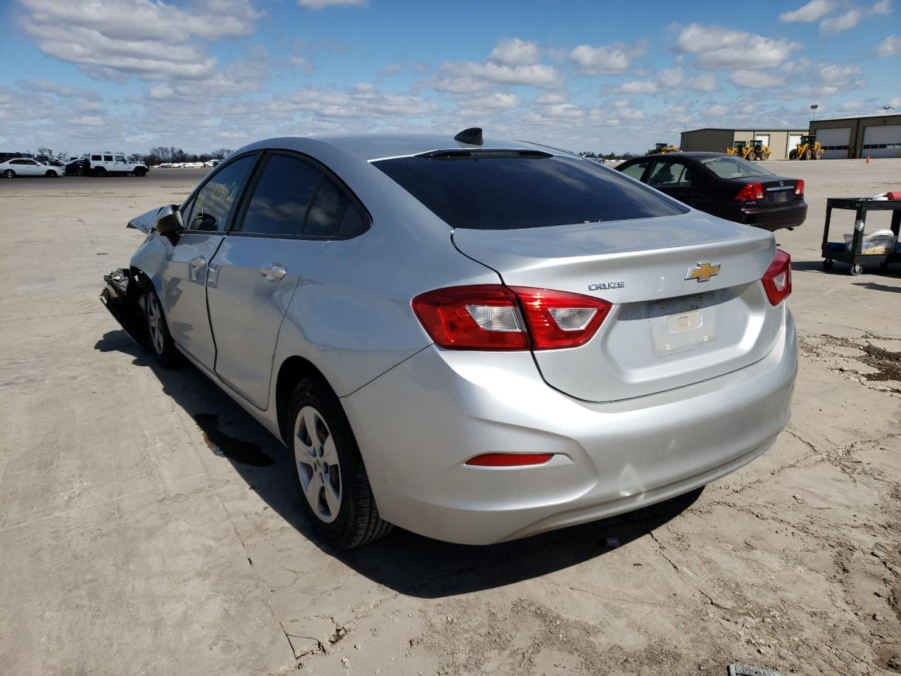 Photo 3 from auction – 2018 CHEVROLET CRUZE LS with VIN 1G1BC5SM2J7188728