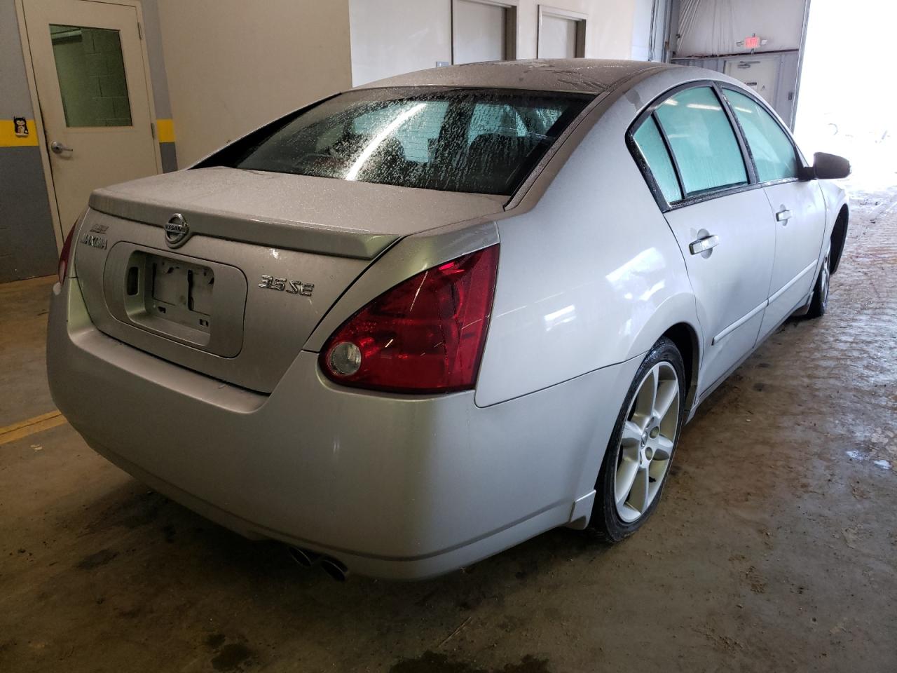 Photo 4 from auction – 2004 NISSAN MAXIMA SE with VIN 1N4BA41E04C821276