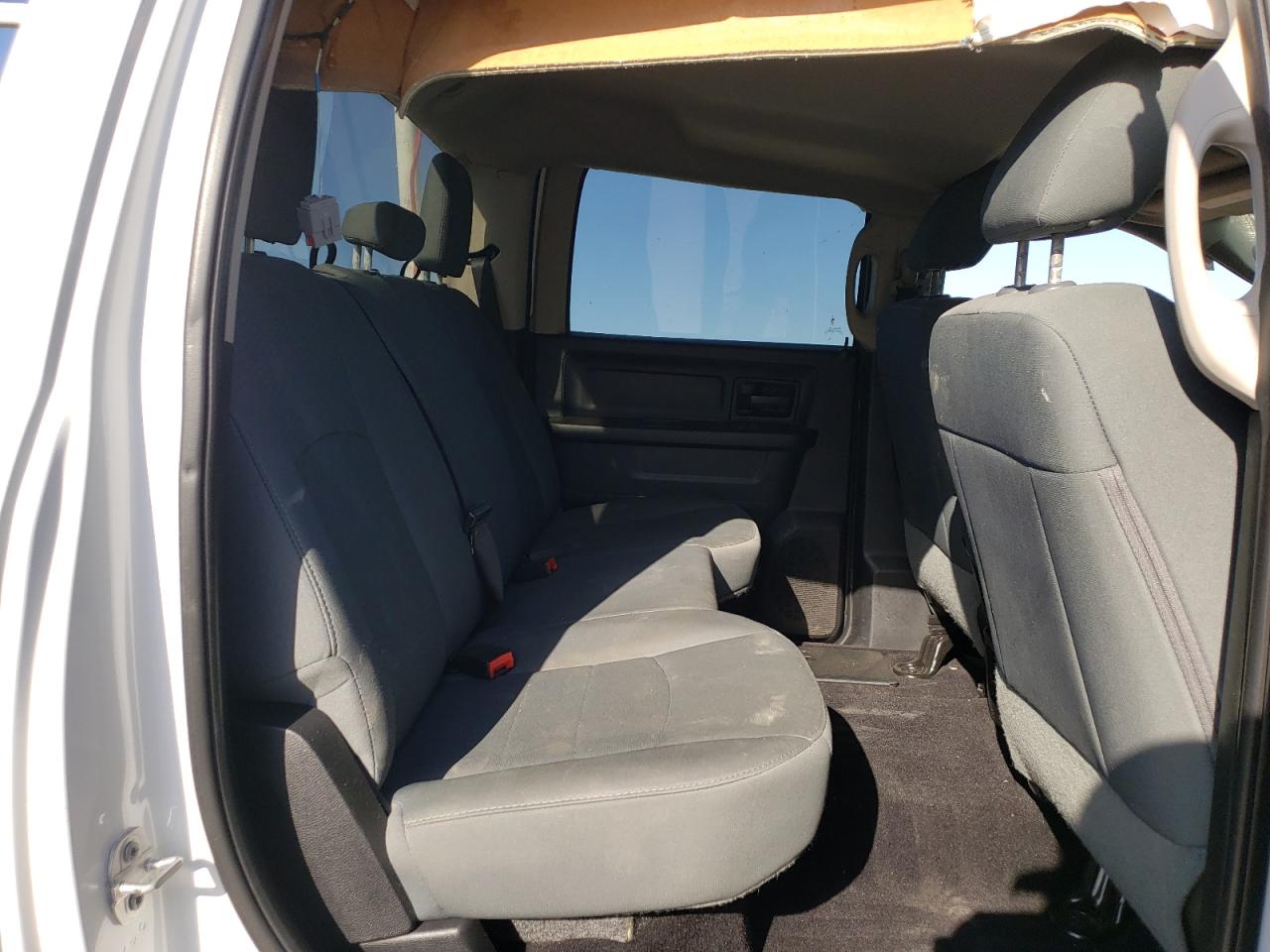 Photo 6 from auction – 2016 RAM 2500 ST with VIN 3C6UR5CL4GG298415