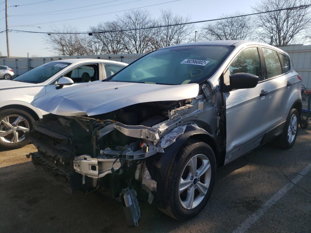 Photo 2 from auction – 2016 FORD ESCAPE S with VIN 1FMCU0F71GUB33869