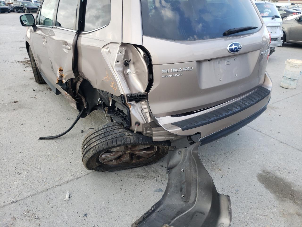 Photo 9 from auction – 2015 SUBARU FORESTER 2 with VIN JF2SJAHC8FH469262