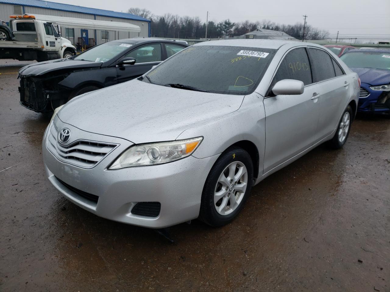 Photo 2 from auction – 2011 TOYOTA CAMRY BASE with VIN 4T1BF3EK9BU661178