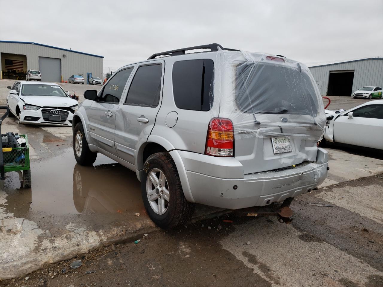 Photo 3 from auction – 2007 FORD ESCAPE HEV with VIN 1FMCU49H67KC05401