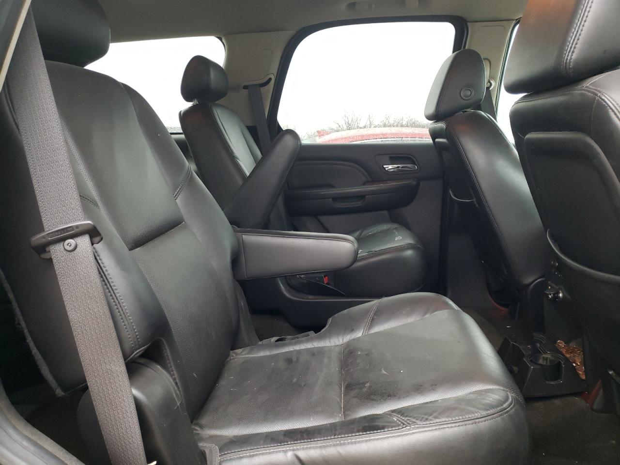 Photo 6 from auction – 2008 CADILLAC ESCALADE L with VIN 1GYFK63828R208858