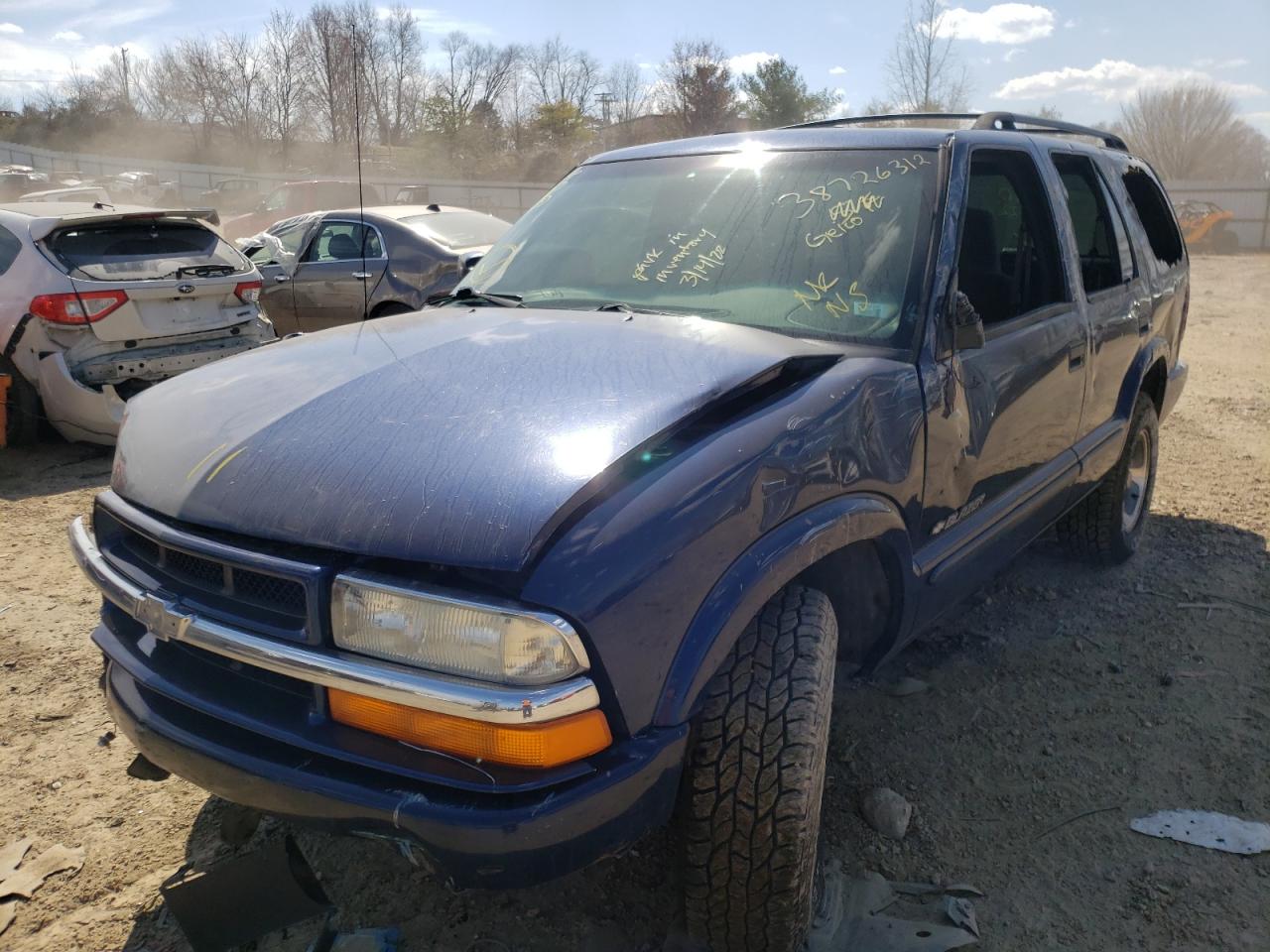 Photo 9 from auction – 2002 CHEVROLET BLAZER with VIN 1GNCS13W02K131652