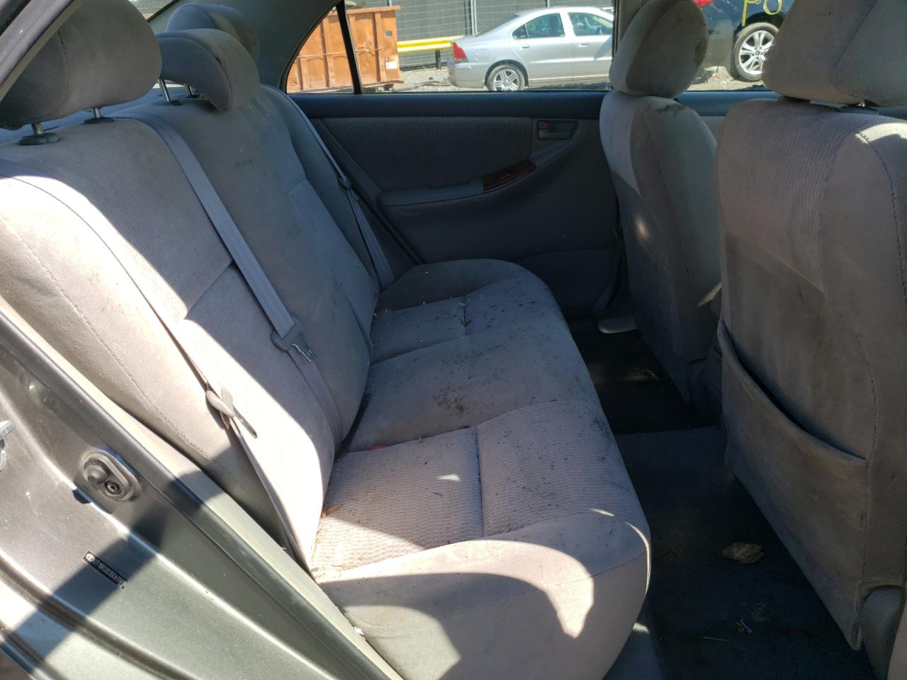Photo 6 from auction – 2005 TOYOTA COROLLA CE with VIN 2T1BR32E05C411498