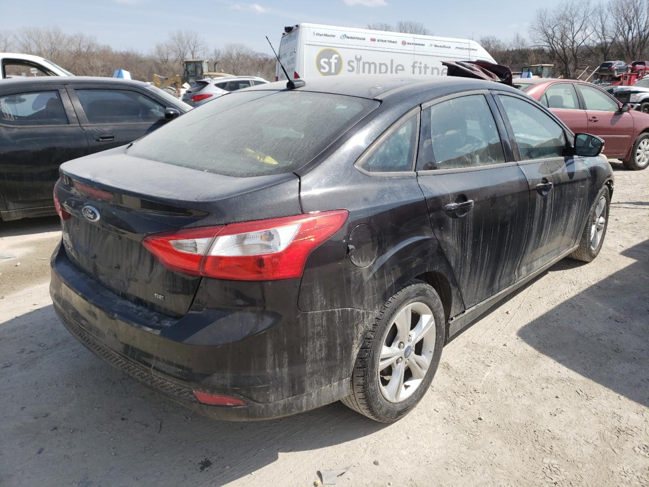Photo 4 from auction – 2013 FORD FOCUS SE with VIN 1FADP3F23DL268137