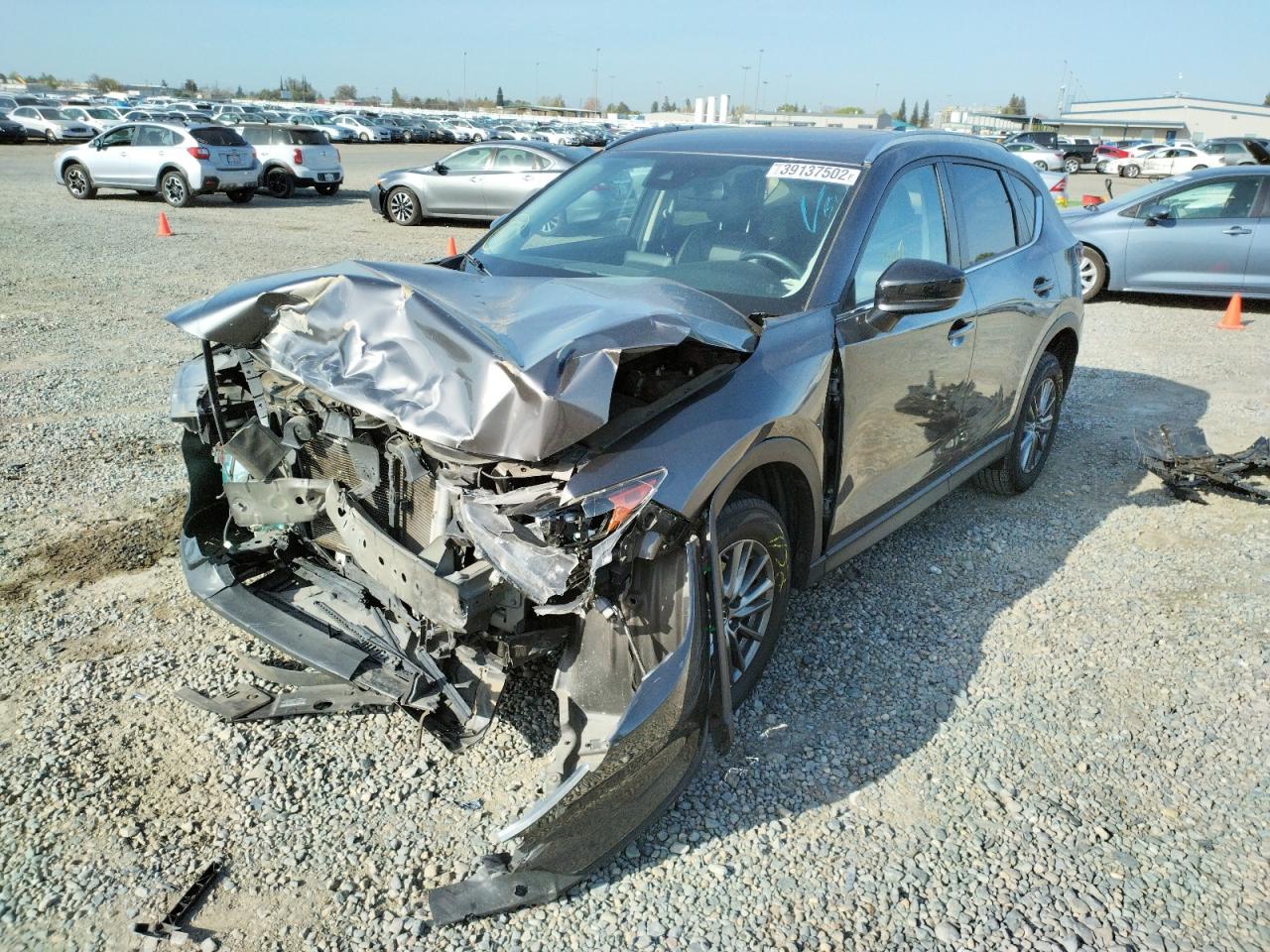 Photo 2 from auction – 2017 MAZDA CX-5 TOURI with VIN JM3KFACL4H0193484