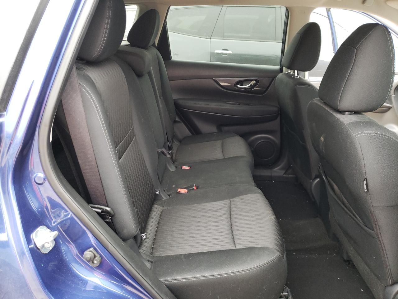 Photo 6 from auction – 2018 NISSAN ROGUE S with VIN KNMAT2MV9JP554935