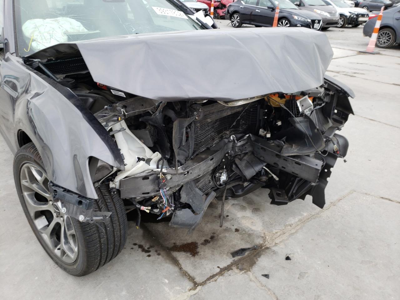 Photo 9 from auction – 2018 CHRYSLER 300 S with VIN 2C3CCABG5JH301403