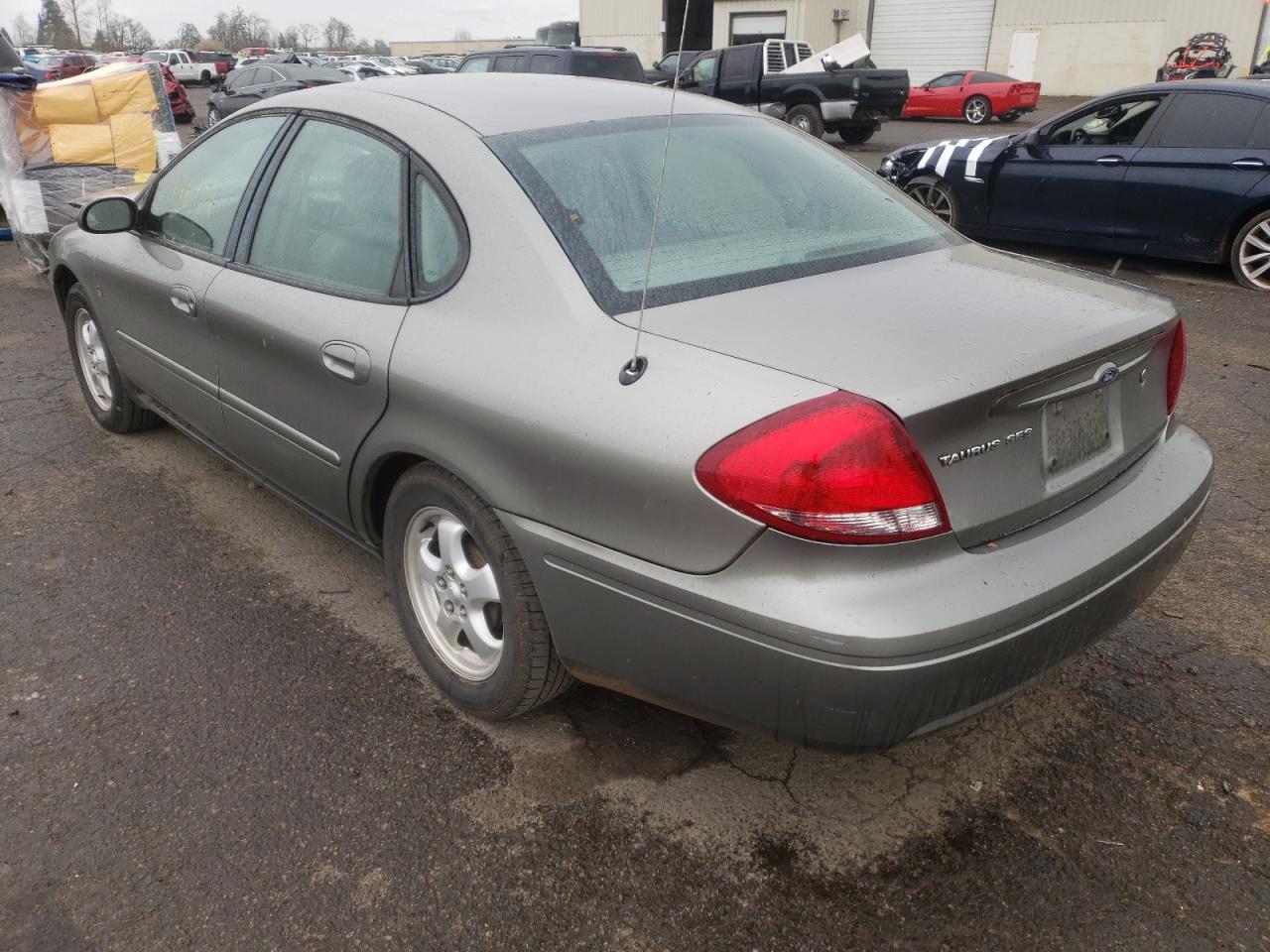 Photo 3 from auction – 2004 FORD TAURUS SES with VIN 1FAFP55S54G175473