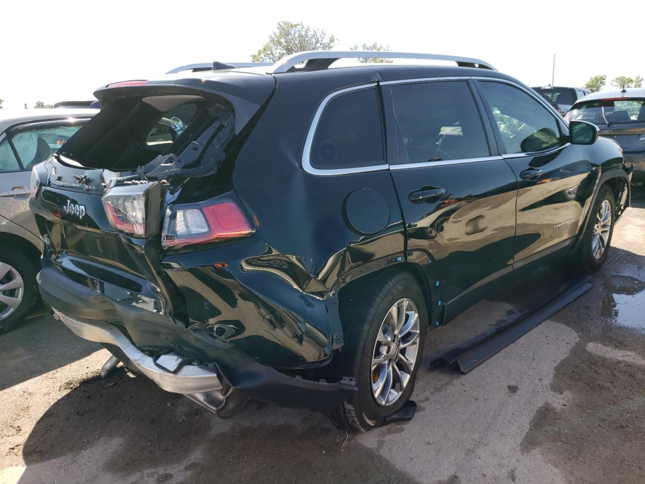 Photo 4 from auction – 2019 JEEP CHEROKEE L with VIN 1C4PJMLBXKD112722
