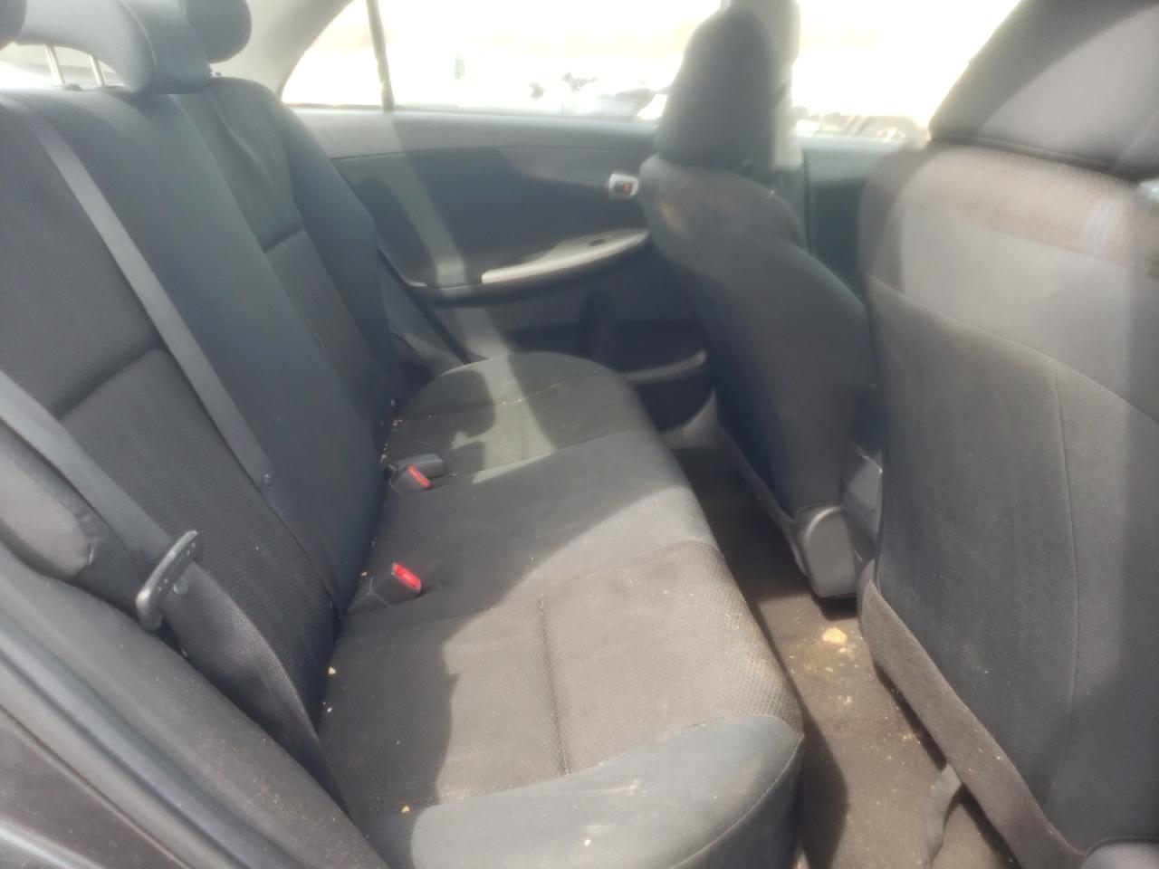 Photo 6 from auction – 2011 TOYOTA CAROLLA with VIN 2T1BU4EE2BC729635
