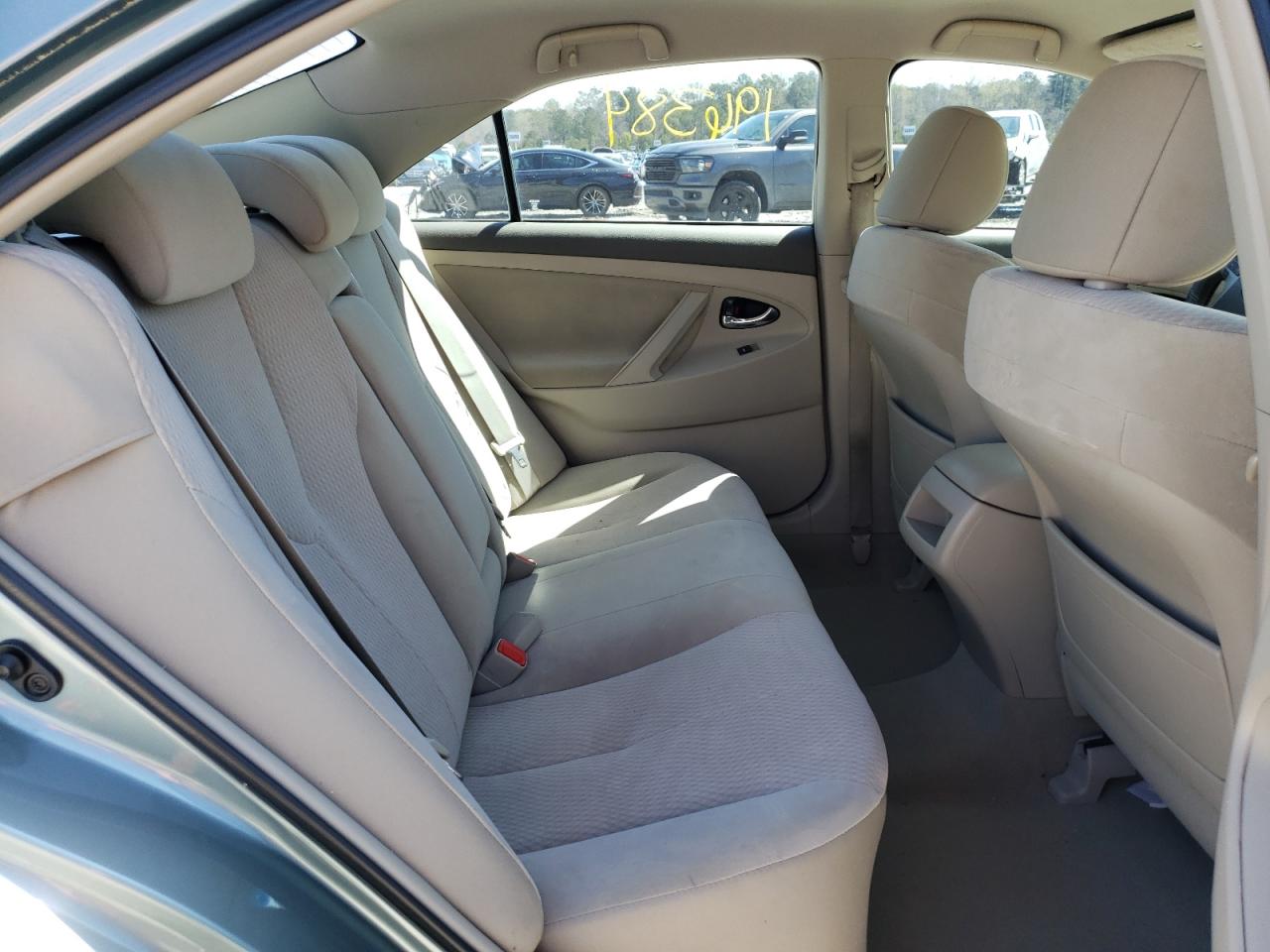 Zdjęcie 6 z aukcji – 2011 TOYOTA CAMRY BASE z VIN 4T1BF3EK6BU748939