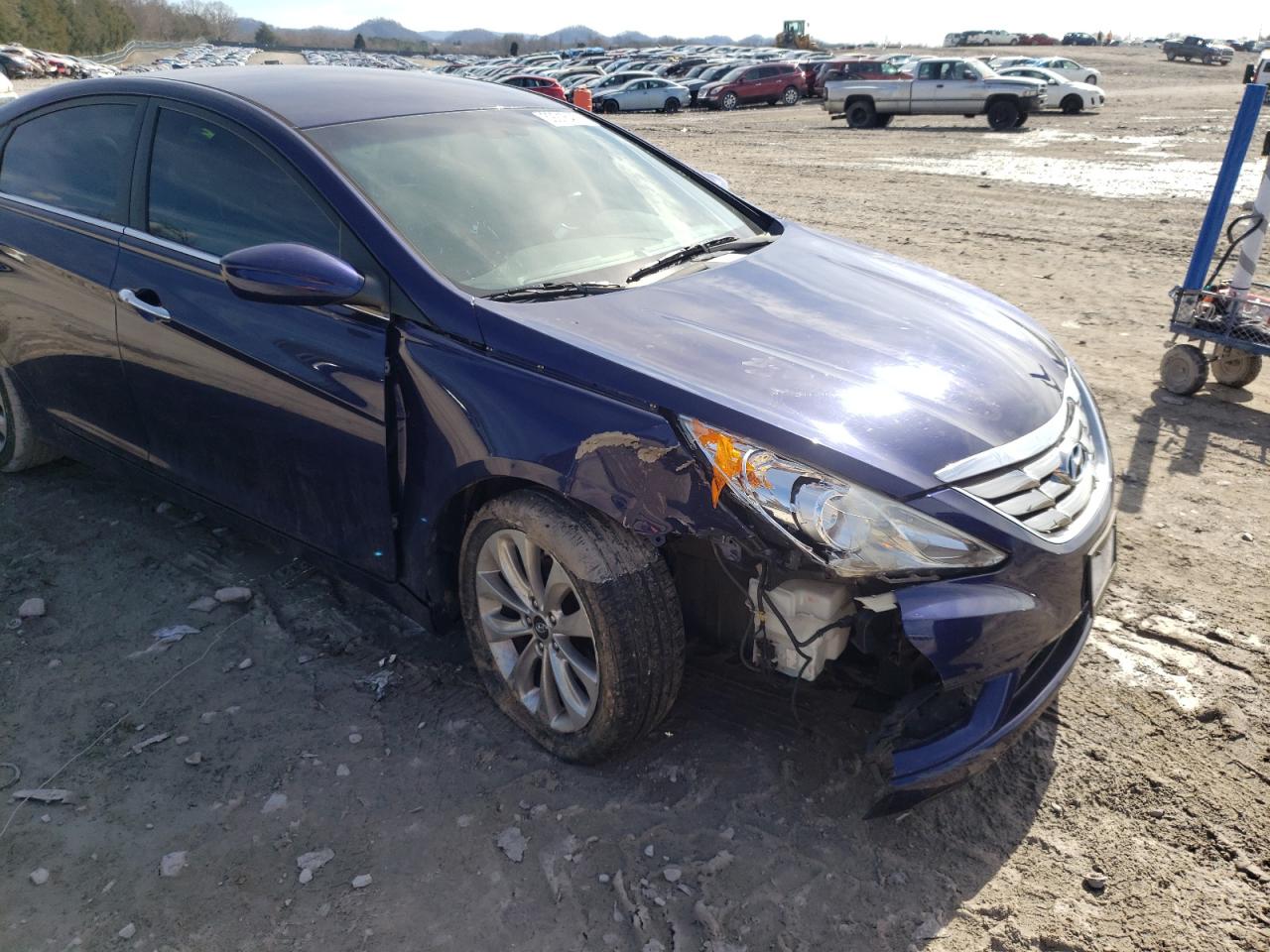 Photo 9 from auction – 2012 HYUNDAI SONATA SE with VIN 5NPEC4AC1CH425442