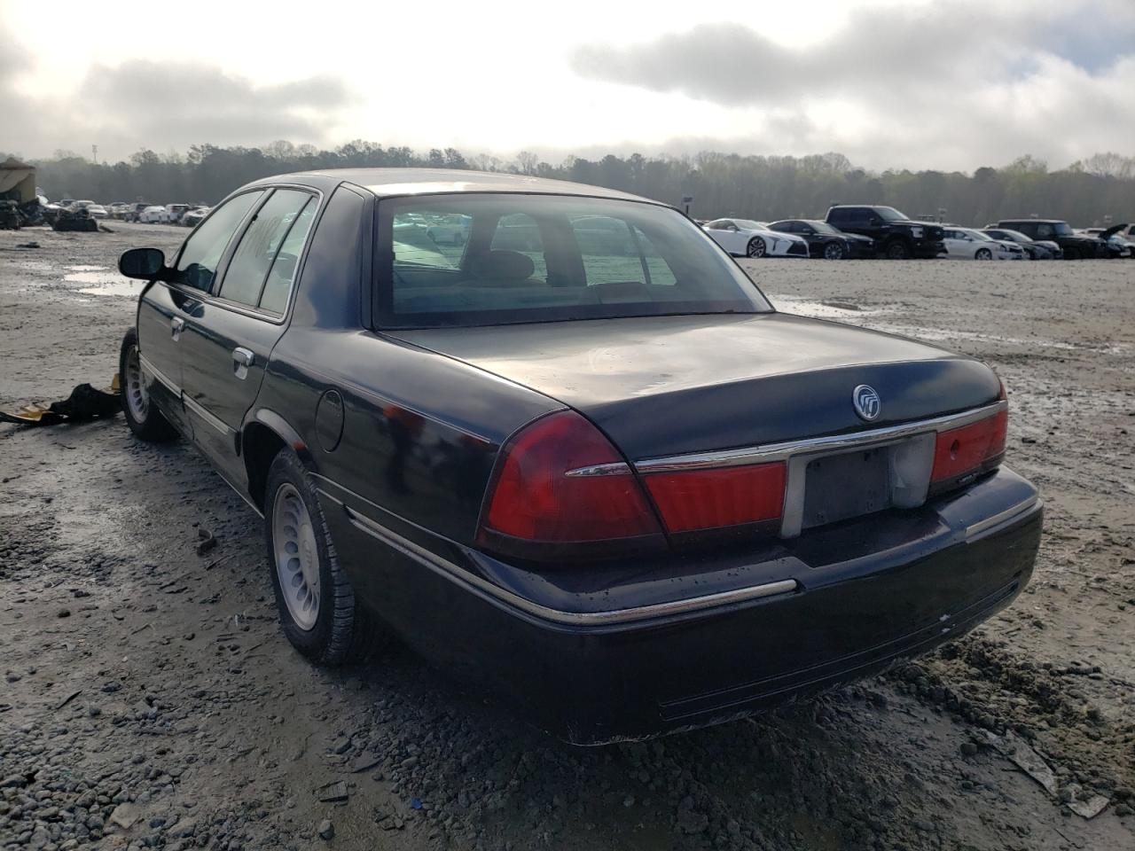 Photo 3 from auction – 2001 MERCURY GRAND MARQ with VIN 2MEFM75WX1X696369