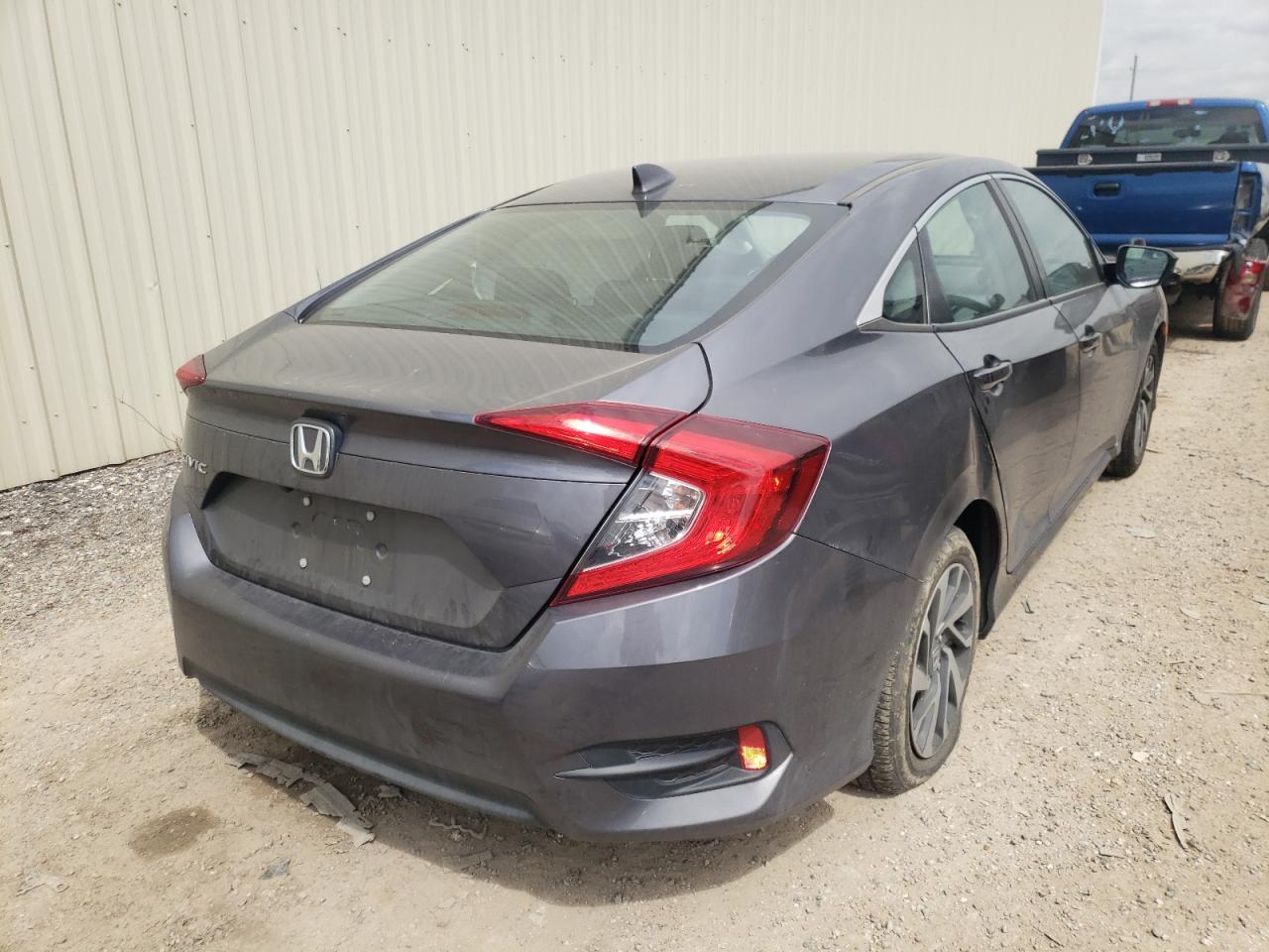 Photo 4 from auction – 2018 HONDA CIVIC EX with VIN 2HGFC2F89JH610679