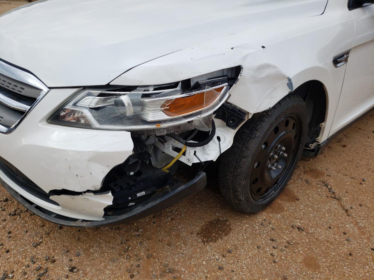 Photo 9 from auction – 2010 FORD TAURUS SEL with VIN 1FAHP2EW8AG145051