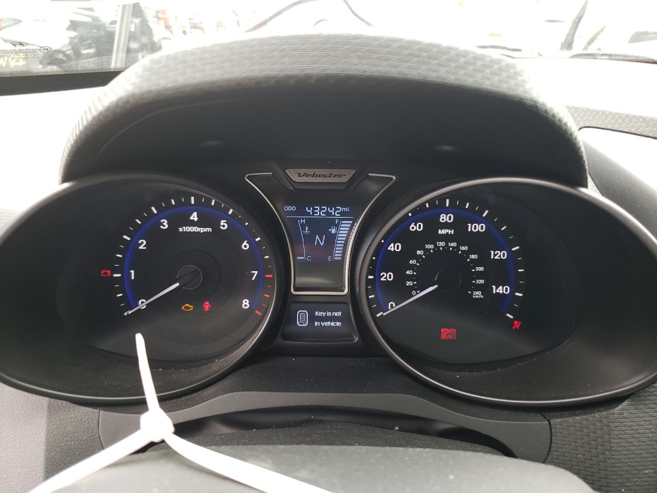 Photo 8 from auction – 2015 HYUNDAI VELOSTER T with VIN KMHTC6AE7FU216538