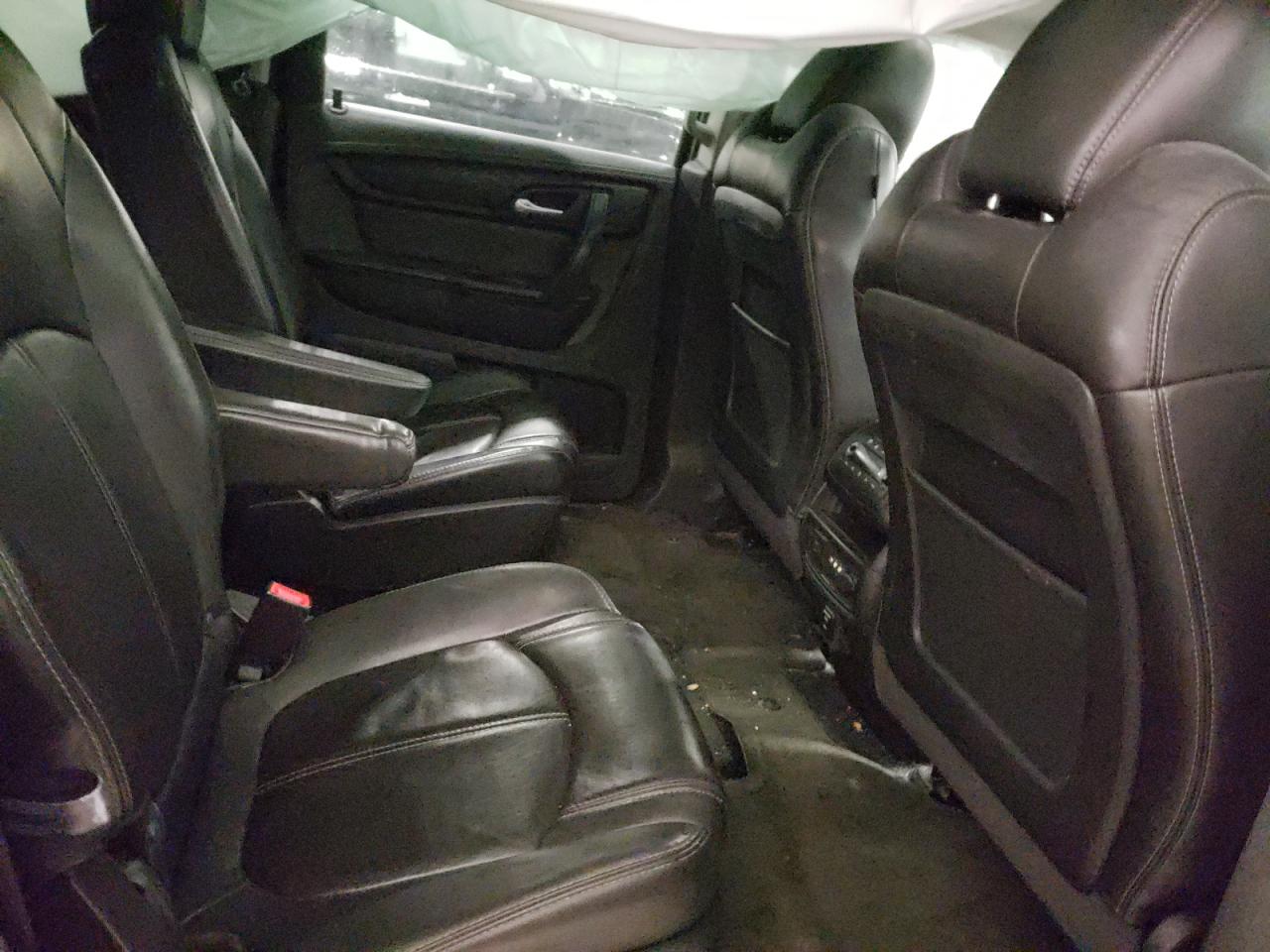 Photo 6 from auction – 2014 CHEVROLET TRAVERSE L with VIN 1GNKVHKD5EJ174325