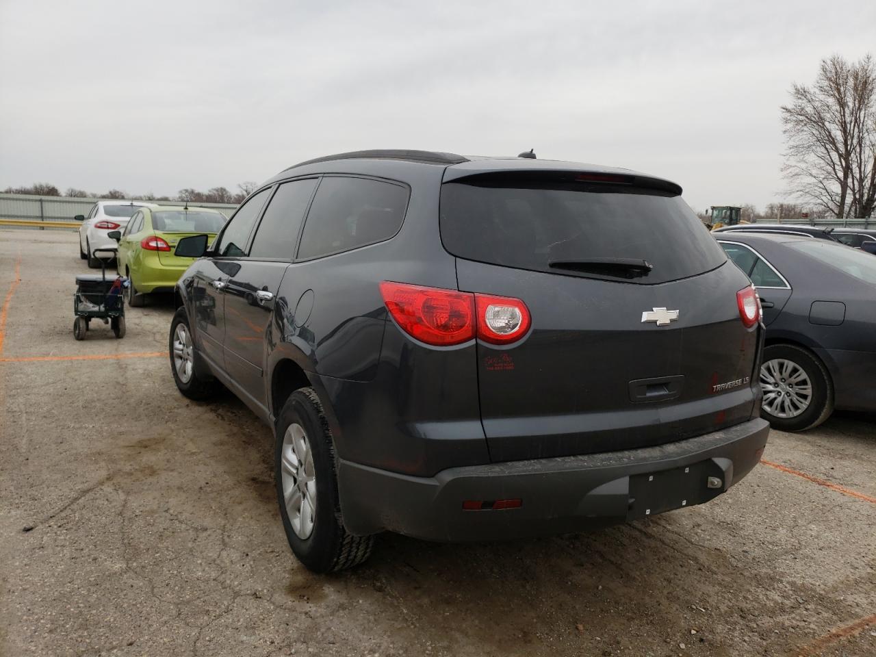 Photo 3 from auction – 2012 CHEVROLET TRAVERSE L with VIN 1GNKRFED8CJ283475