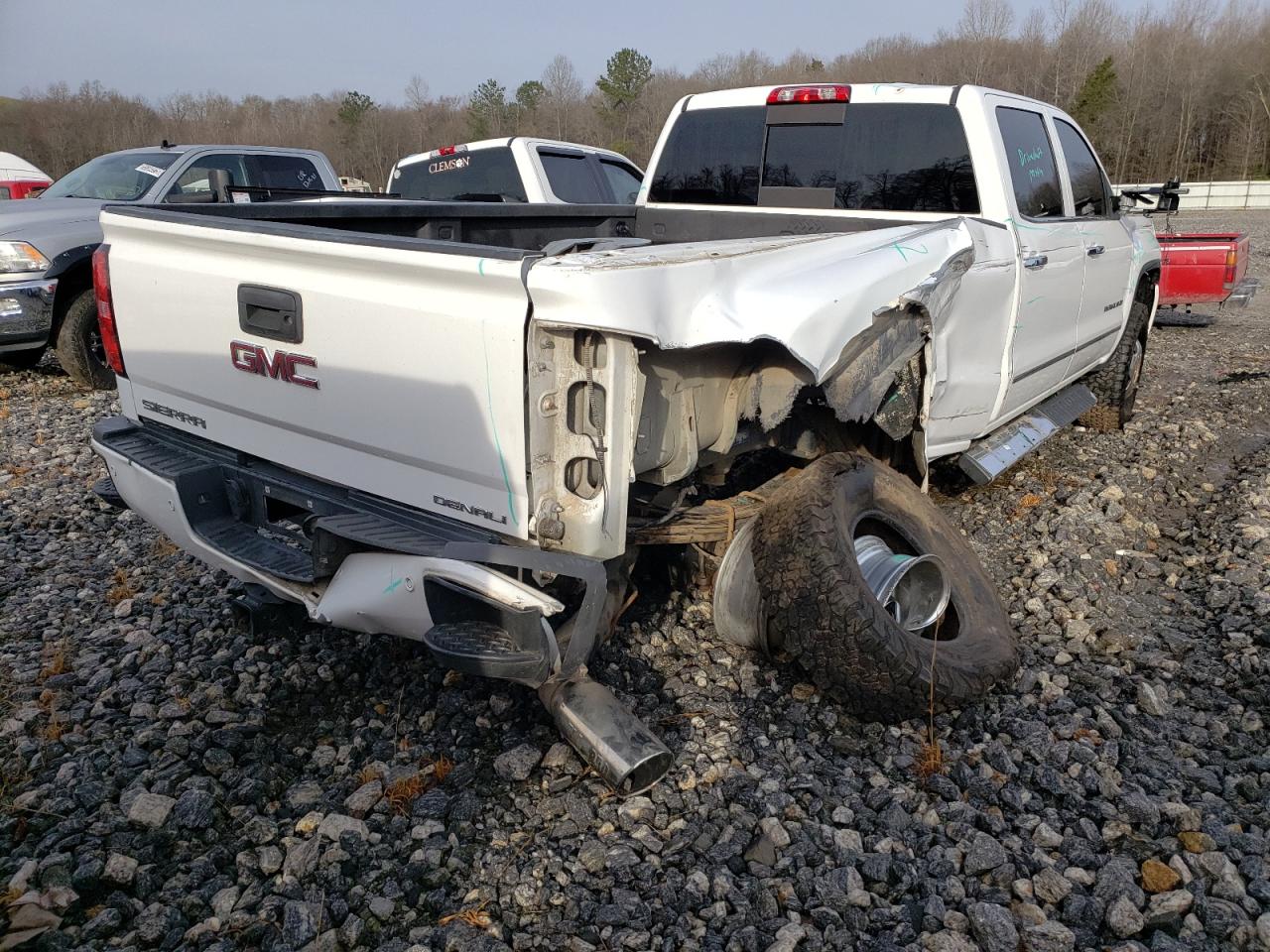 Photo 4 from auction – 2015 GMC SIERRA K35 with VIN 1GT424E85FF540760