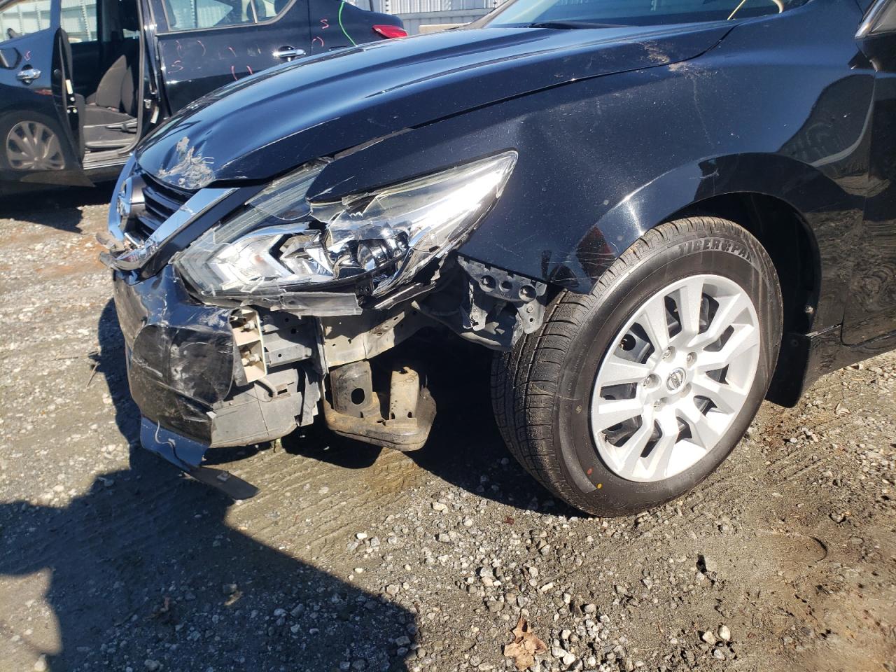 Photo 9 from auction – 2016 NISSAN ALTIMA 2.5 with VIN 1N4AL3AP2GN382334