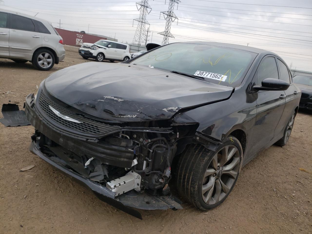 Photo 2 from auction – 2015 CHRYSLER 200 S with VIN 1C3CCCBB3FN633984