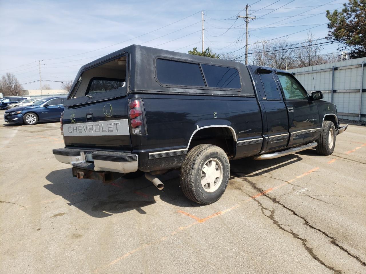 Photo 4 from auction – 1996 CHEVROLET GMT-400 C1 with VIN 2GCEC19R7T1234228