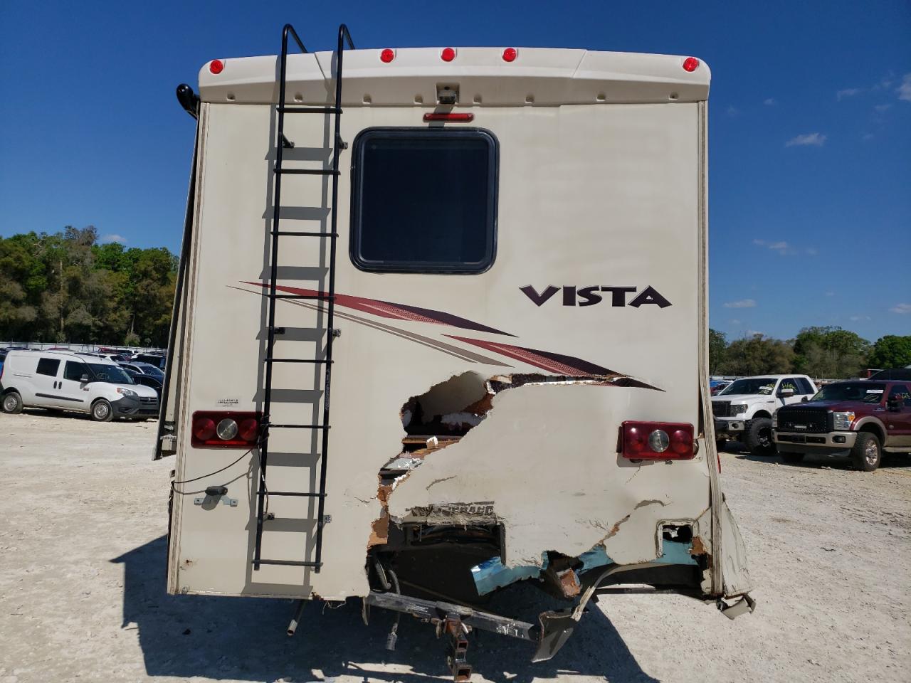 Photo 9 from auction – 2019 WINNEBAGO MOTORHOME with VIN 1F65F5DY2J0A19199
