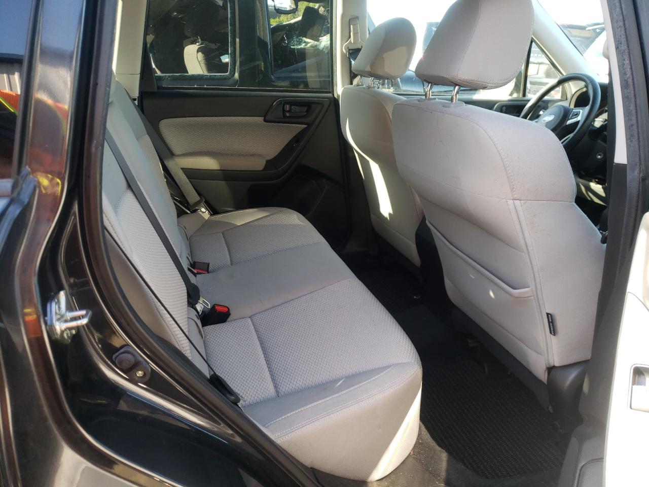 Photo 6 from auction – 2017 SUBARU FORESTER 2 with VIN JF2SJAGC9HH477682