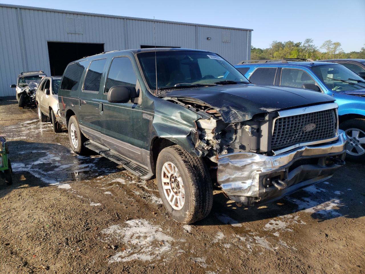 FORD EXCURSION 2002 with VIN 1FMNU40LX2ED49941 - Photo from auction