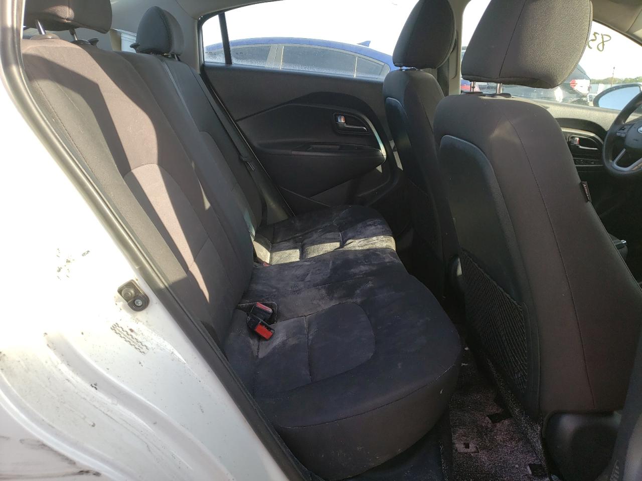 Photo 6 from auction – 2017 KIA RIO LX with VIN KNADM4A30H6037948