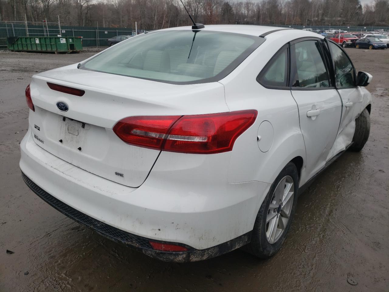 Photo 4 from auction – 2018 FORD FOCUS SE with VIN 1FADP3F26JL225164