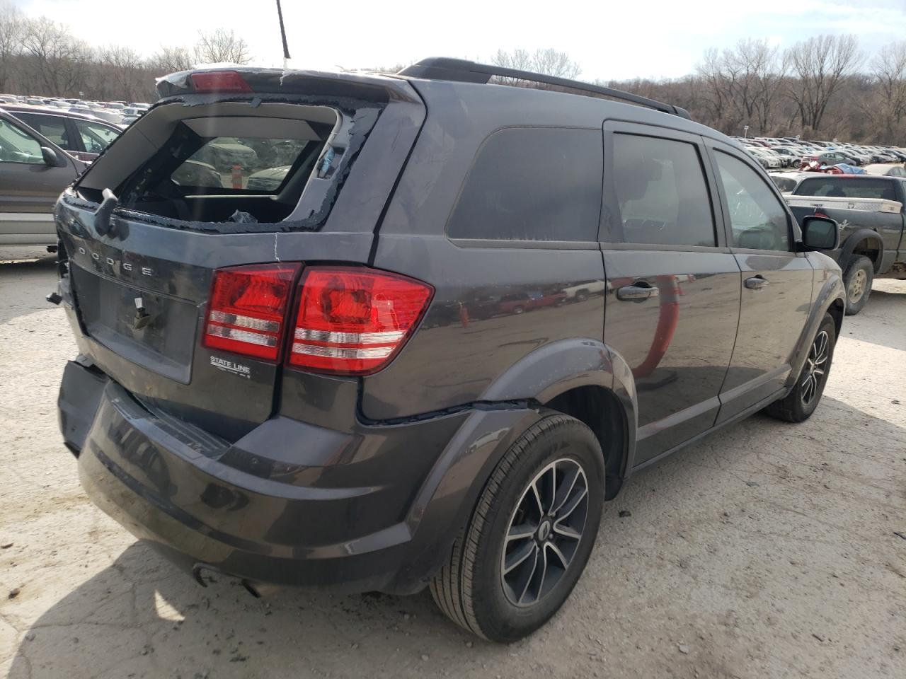 Photo 4 from auction – 2018 DODGE JOURNEY SE with VIN 3C4PDCAB6JT497032