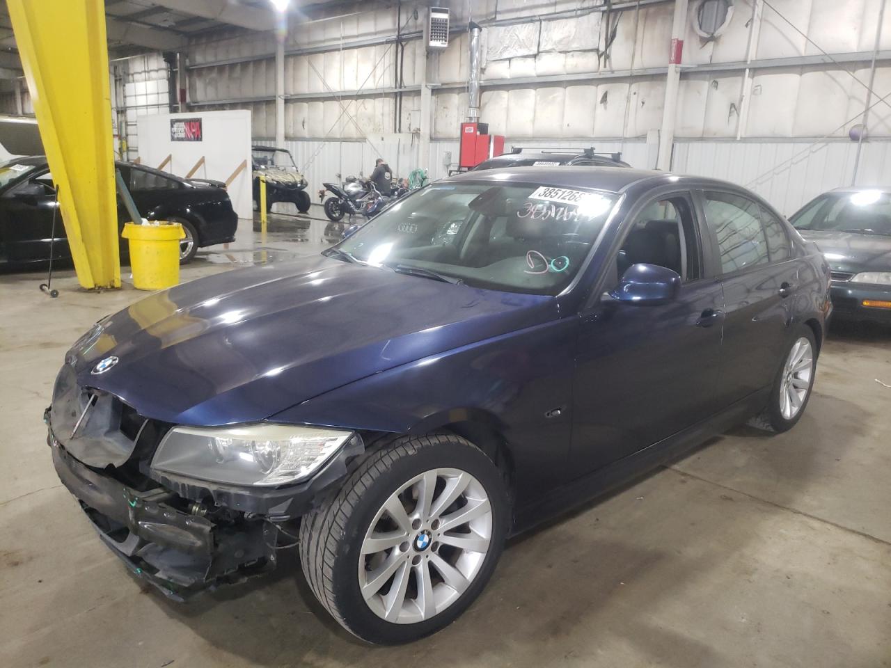Photo 2 from auction – 2011 BMW 328 I with VIN WBAPH7C53BA801149