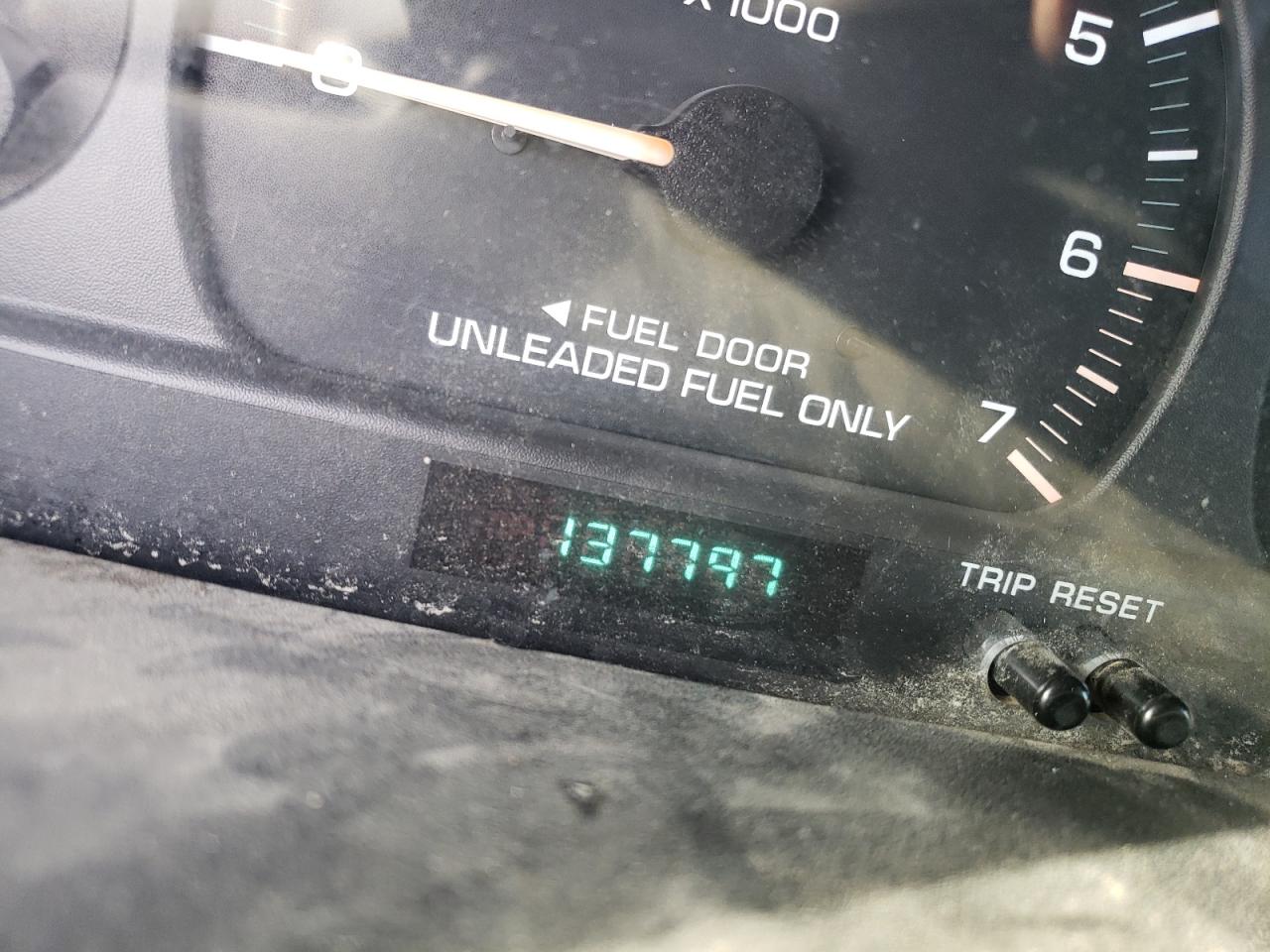 Photo 8 from auction – 2000 CHRYSLER VOYAGER with VIN 2C4GJ25R8YR899027