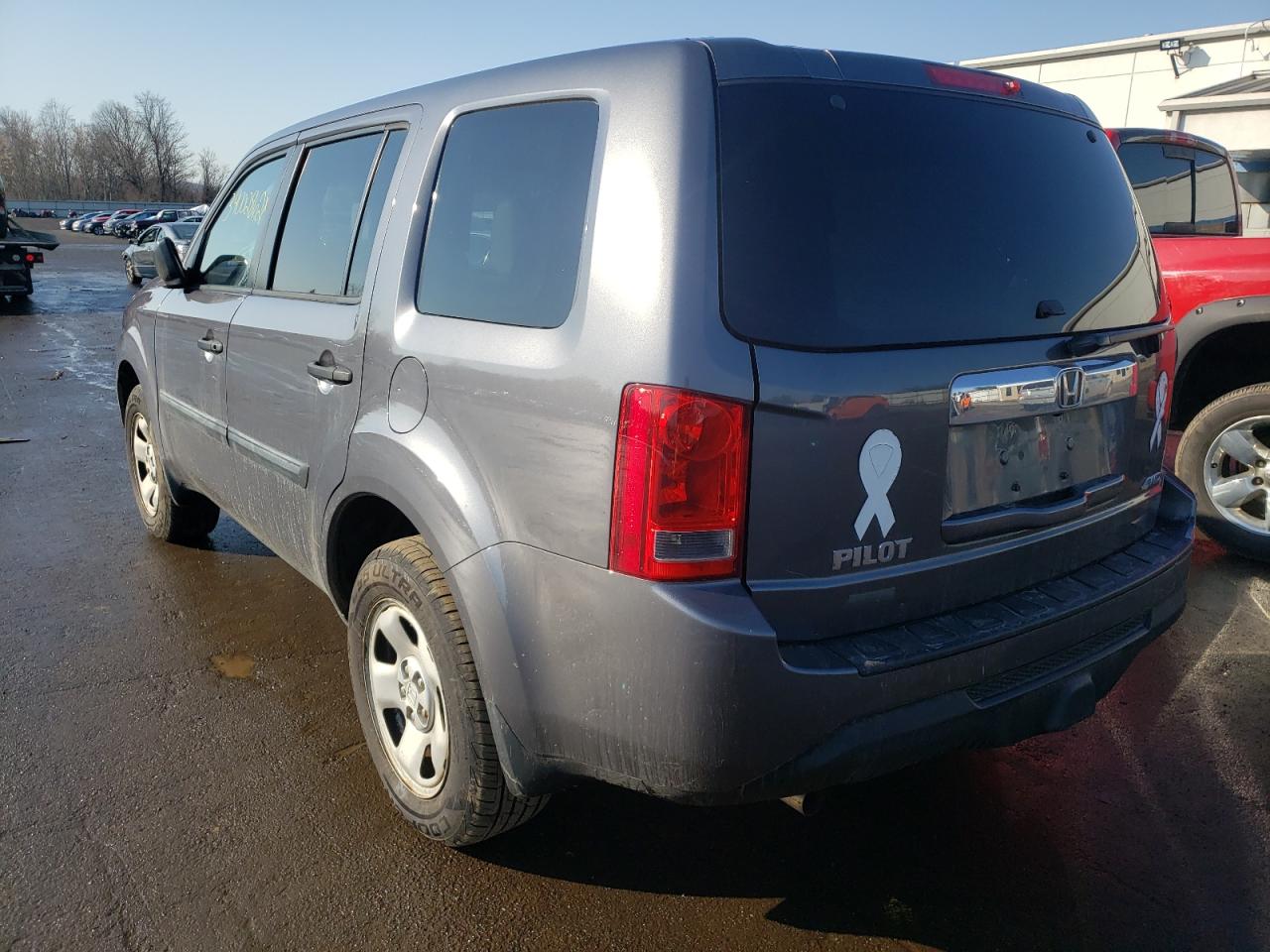 Photo 3 from auction – 2014 HONDA PILOT LX with VIN 5FNYF4H28EB054766