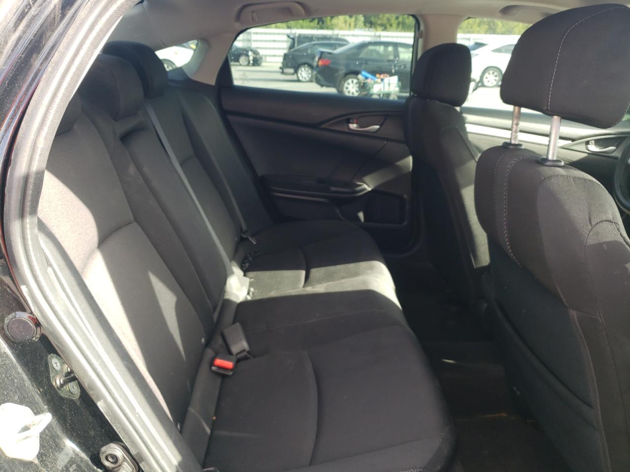 Photo 6 from auction – 2017 HONDA CIVIC EX with VIN 19XFC2F87HE016287