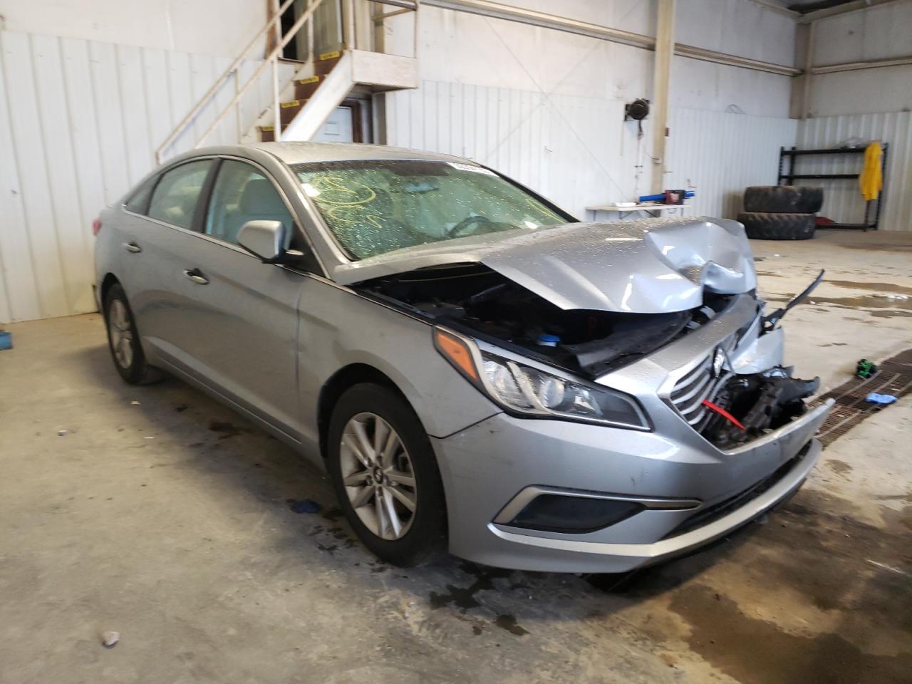 Photo 1 from auction – 2016 HYUNDAI SONATA SE with VIN 5NPE24AF9GH338763