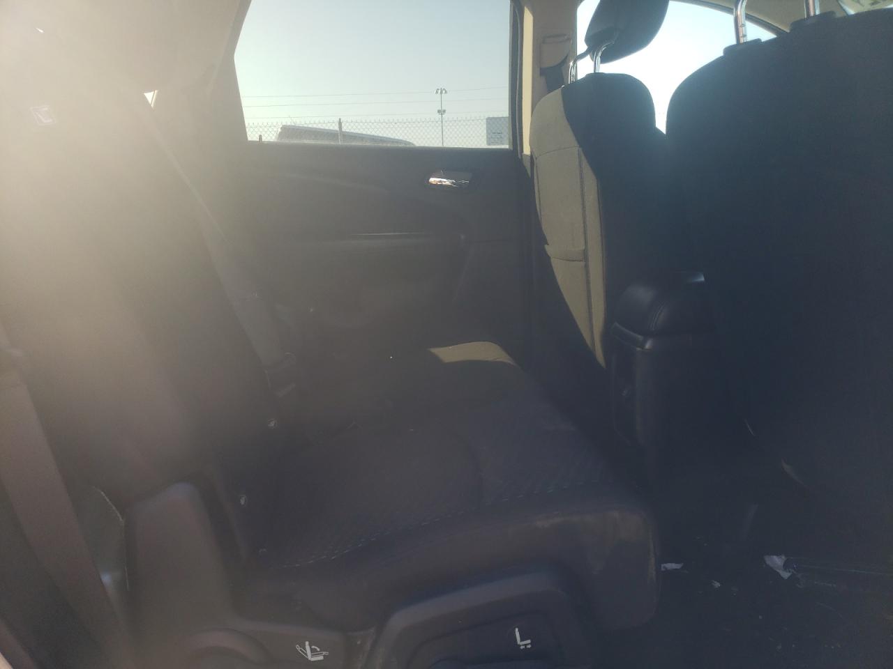 Photo 6 from auction – 2018 DODGE JOURNEY SE with VIN 3C4PDCAB0JT532082