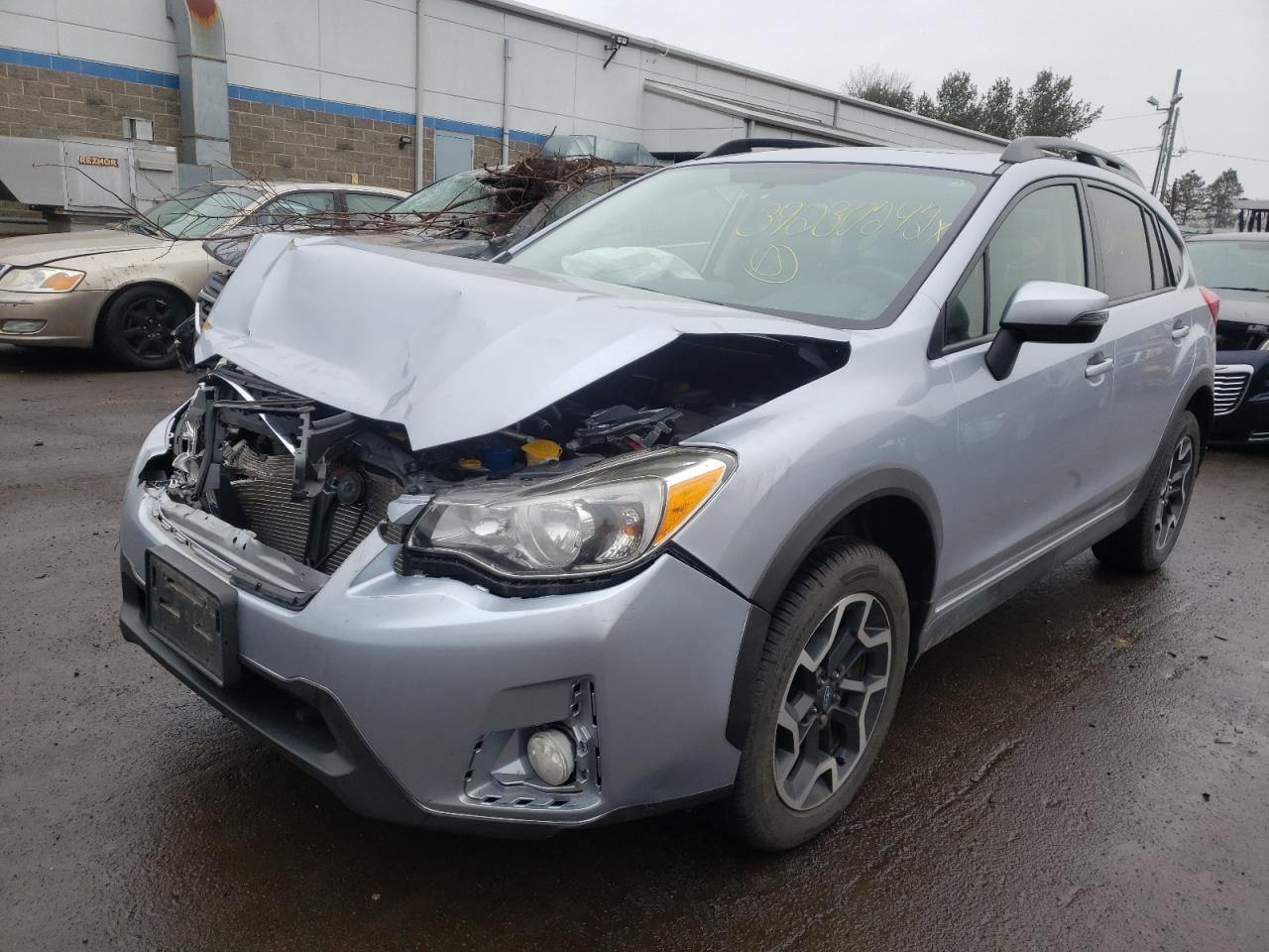 Photo 2 from auction – 2017 SUBARU CROSSTREK with VIN JF2GPALC7H8203262